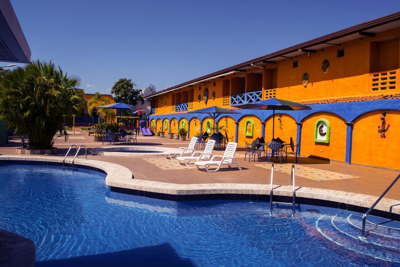 Hotel La Hacienda سانتياغو المظهر الخارجي الصورة