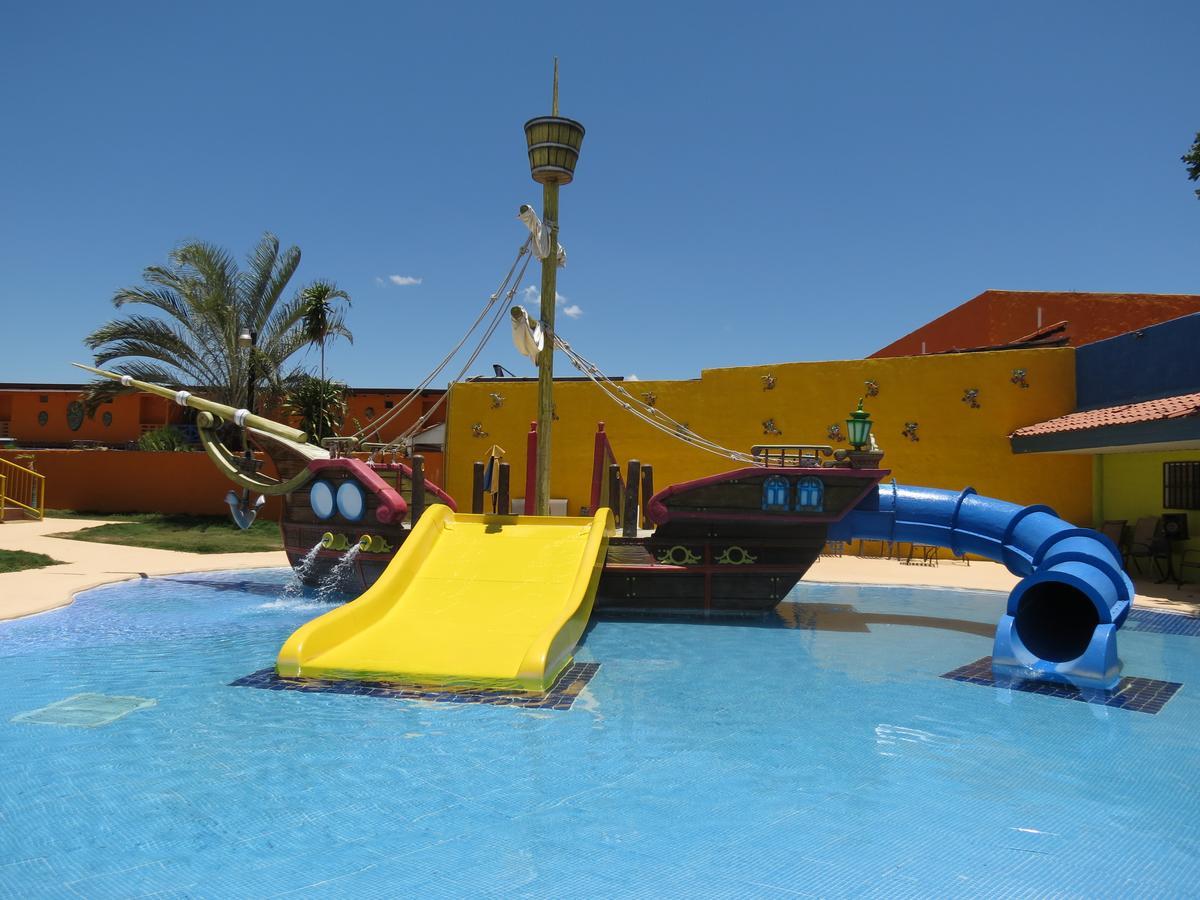 Hotel La Hacienda سانتياغو المظهر الخارجي الصورة